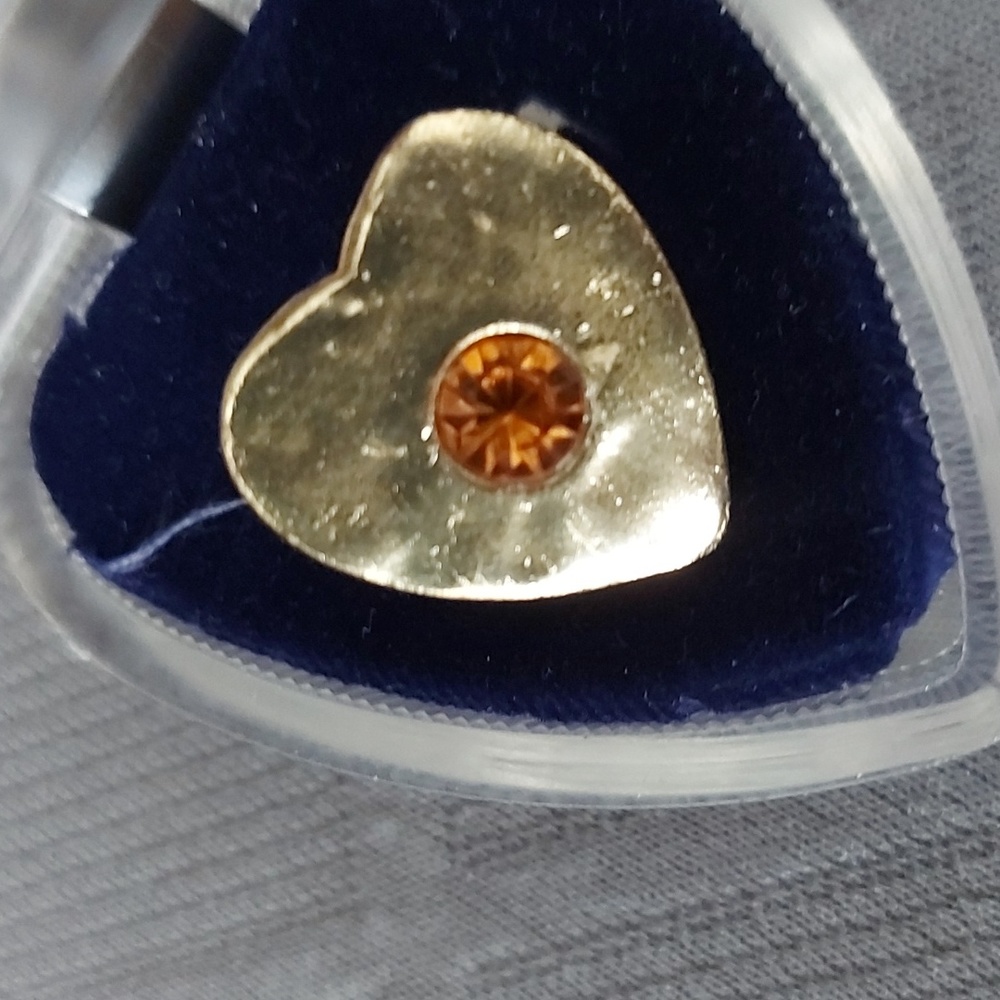 Heart Shape Ring - Picture 2 of 5